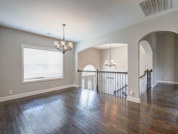 5th image of 1312 Golden Eagle Way
