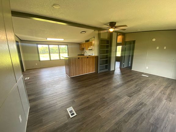 3rd image of 110 Private Road 178