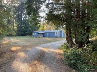 1425 E Victor Rd, Belfair, WA 98528