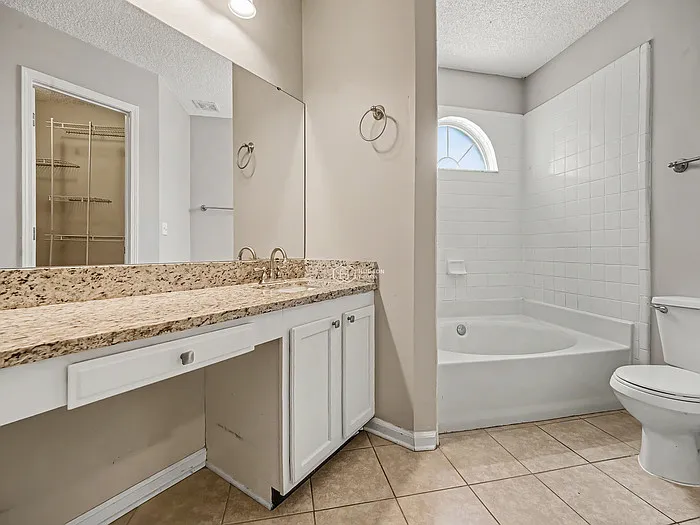 1664 Hudderfield Cir W — Photo 11