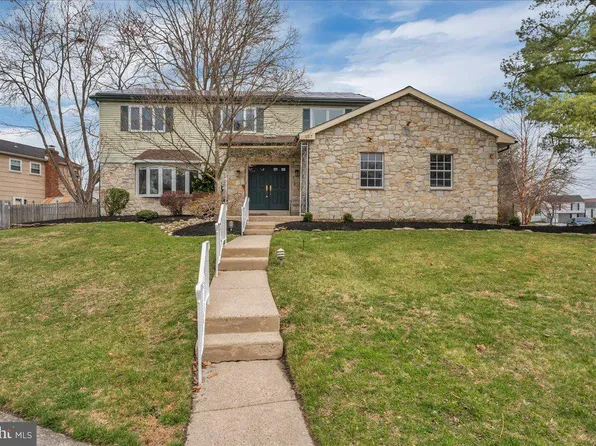 227 Nathaniel Ave, Cherry Hill, NJ 08003