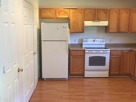 2nd image of 1726 Quail Ln #A