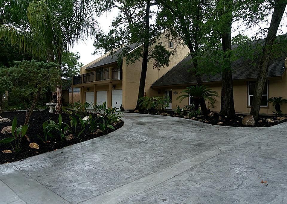 1st image of 3111 Silver Springs Dr