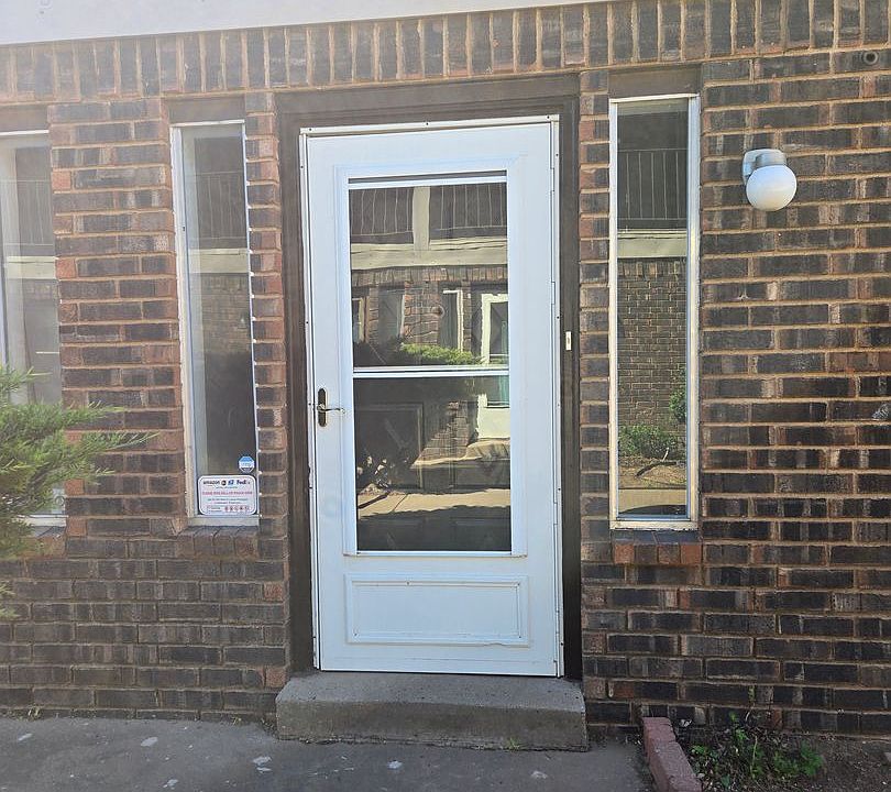 1st image of 3520 Adenmor Ct APT C