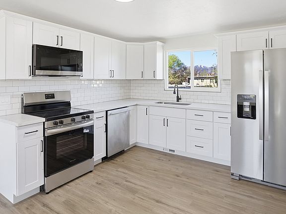 3rd image of 2958 S Rae St