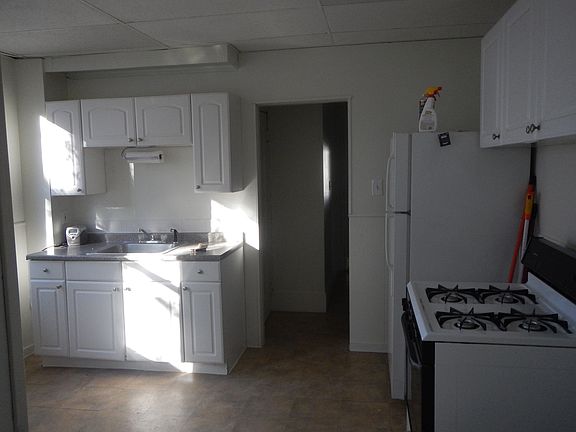 5th image of 29 Hutchinson St