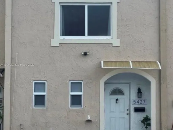 5427 NW 169th St, Opa Locka, FL 33055