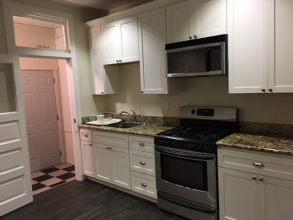 4th image of 886 Greenwich St