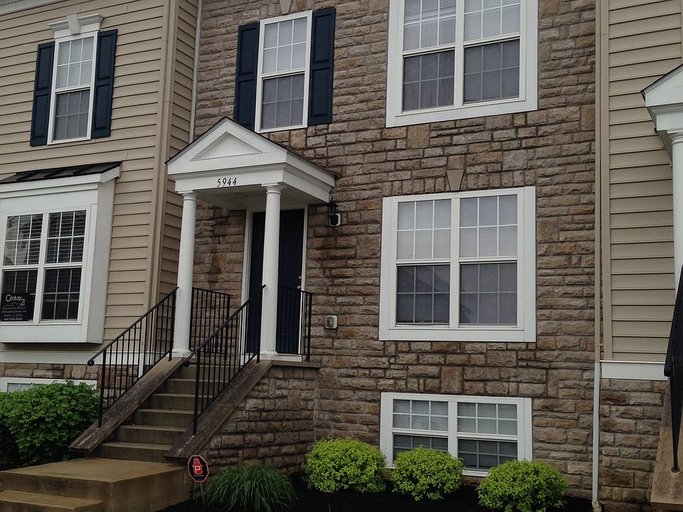 1st image of 5944 Bridgehampton Dr