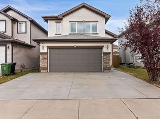 6 Sequoia Bnd, Fort Saskatchewan, AB T8L0J2