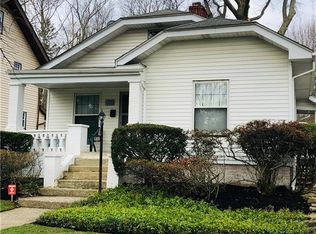 1488 Parkhill Rd, Cleveland Heights, OH 44121