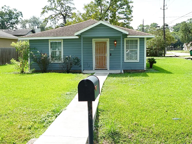 8302 Caddo Rd #8302 — Photo 1