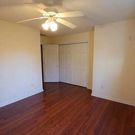 18 Greystone Dr — Photo 35
