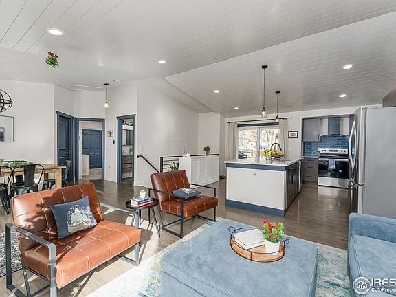 2nd image of 273 Lois Cir