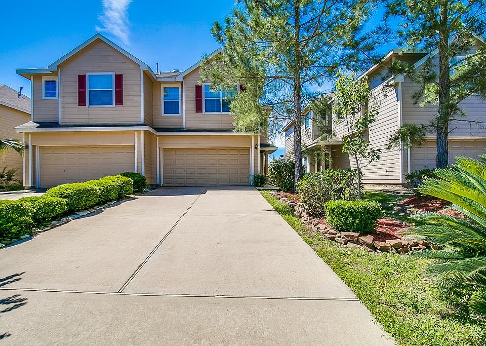 1st image of 16839 Carrollton Creek Ln