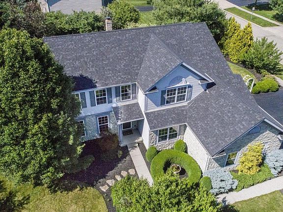 3rd image of 6188 Cheyenne Creek Dr