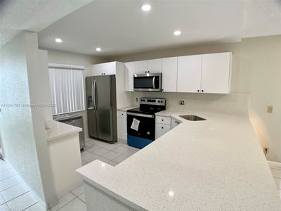 399 Lakeview Dr APT 101, Fort Lauderdale, FL, 33326
