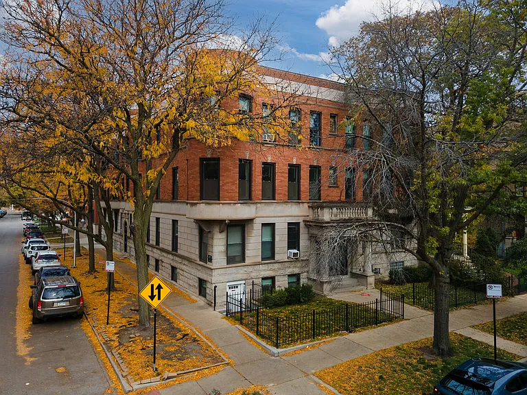 854 W George St #3 — Photo 9