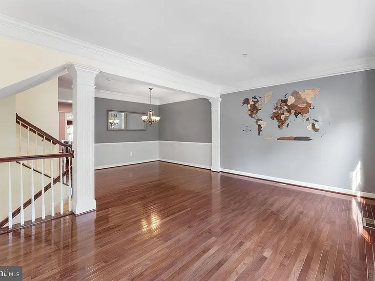 1627 Whitehall Dr — Photo 9