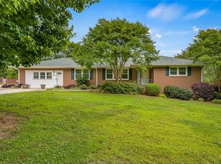 704 Woodfield Dr, Anderson, SC 29621