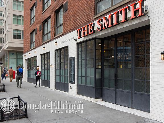 5th image of 347 E 53rd St APT 8B