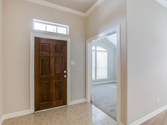 3rd image of 11010 Starling Creek Dr