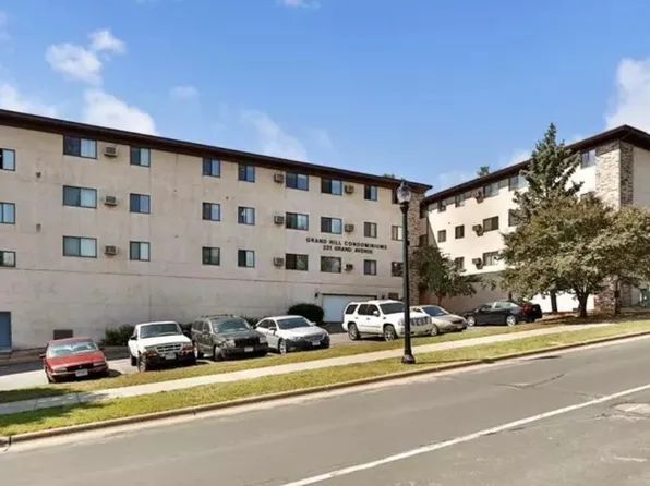 221 Grand Ave W APT 310, South Saint Paul, MN 55075