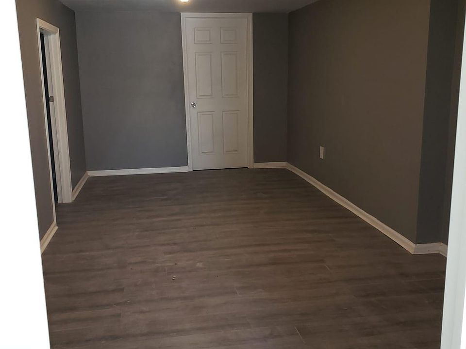 1335 Yecker Ave, Kansas City, KS 66104 | Zillow