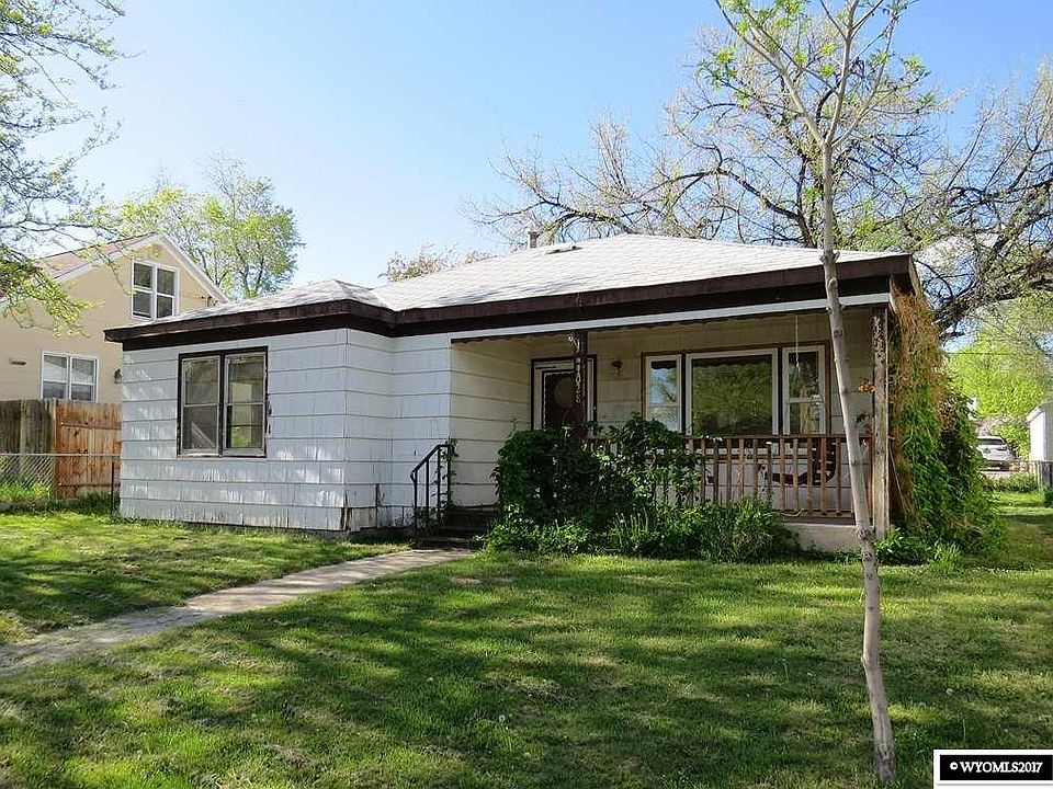 1st image of 1028 E Park Ave