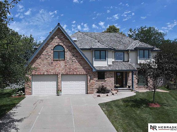 2nd image of 6411 S 106th Cir