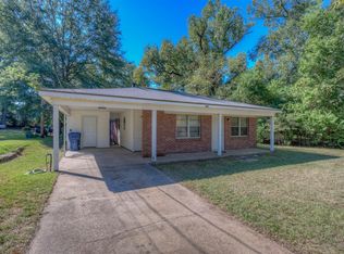 409 Francis Ave, Mooringsport, LA 71060