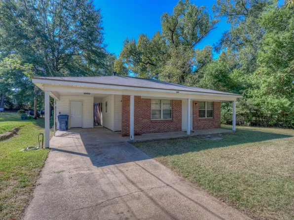409 Francis Ave, Mooringsport, LA 71060