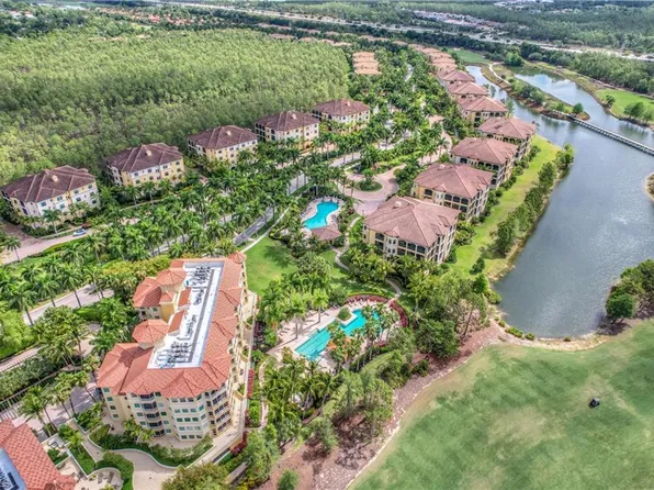 2748 Tiburon Blvd E, Naples, FL