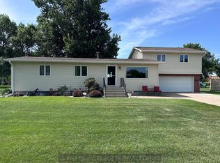 128 Mark St, Aurora, NE 68818
