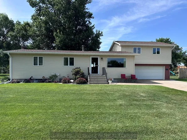 128 Mark St, Aurora, NE 68818