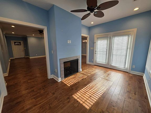5th image of 1126 Leawood Dr