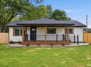 650 Bedford Rd, Jeffersonville, KY 40337