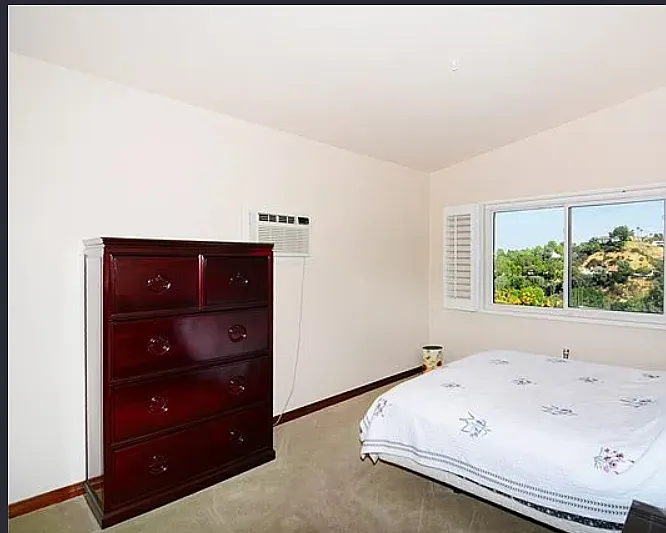 3970 Ellenita Ave — Photo 6