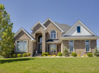12415 Oakland Hills Trl, Louisville, KY 40291