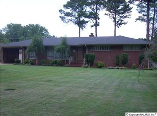 1626 Park St SE, Decatur, AL 35601