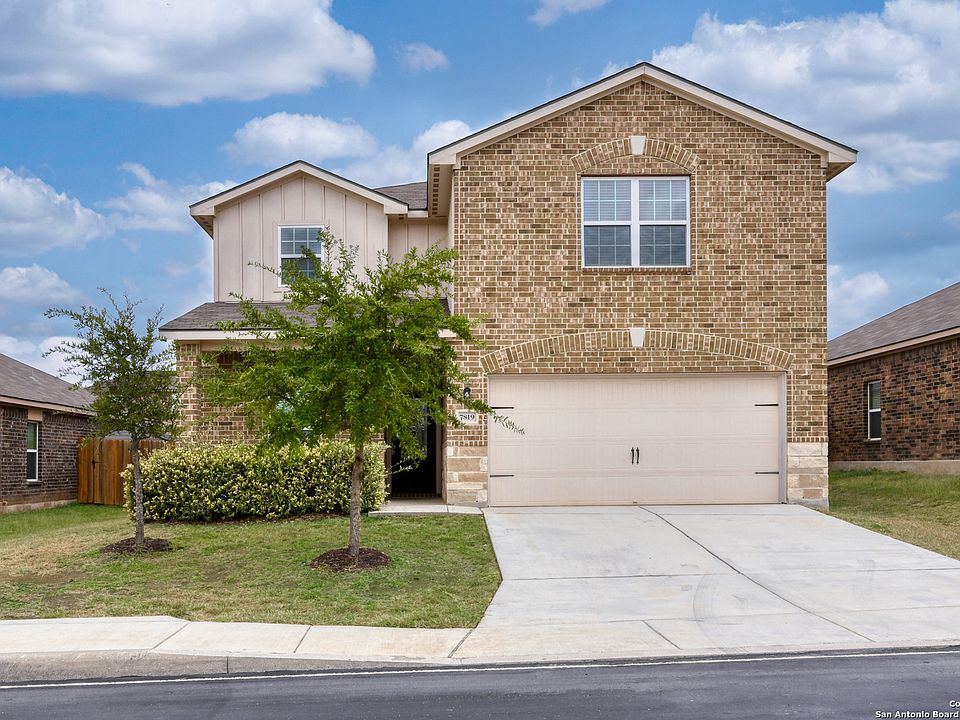 1st image of 7819 BLUEWATER COVE