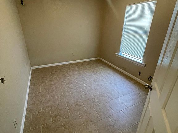 3rd image of 6239 Trail Valley Dr