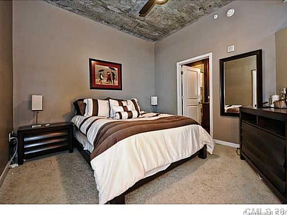 5th image of 210 N Church St Unit 1313