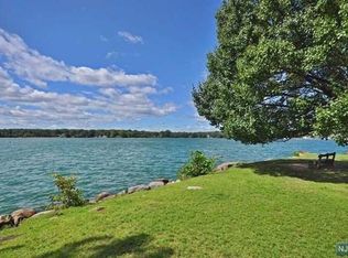 139 Camden Rd, Parsippany, NJ 07054