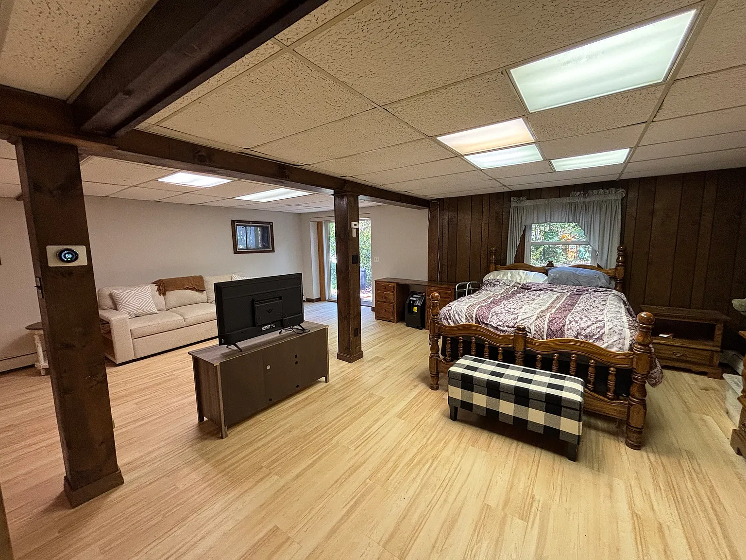 Studio, 700 sqft, $1,700 — Photo 3