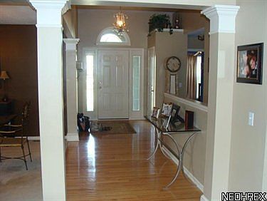 2nd image of 36013 Haverford Pl