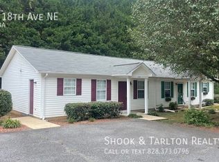 1724 18th Ave NE, Hickory, NC 28601