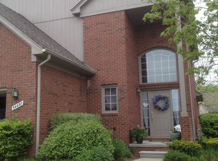 54697 Four Seasons Dr, Shelby Township, MI 48316