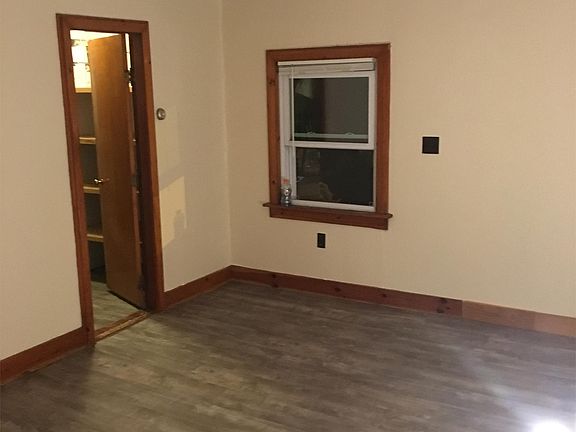 Bedroom 1 (2 of 2 photos)