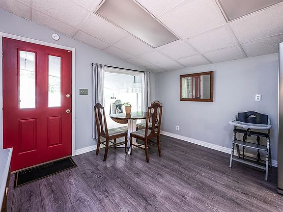 5th image of 3 Lancaster Dr